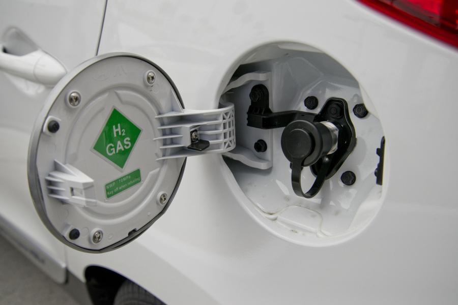  Hyundai Tucson Fuel Cell 2014 года  (фото 19 из 32)
